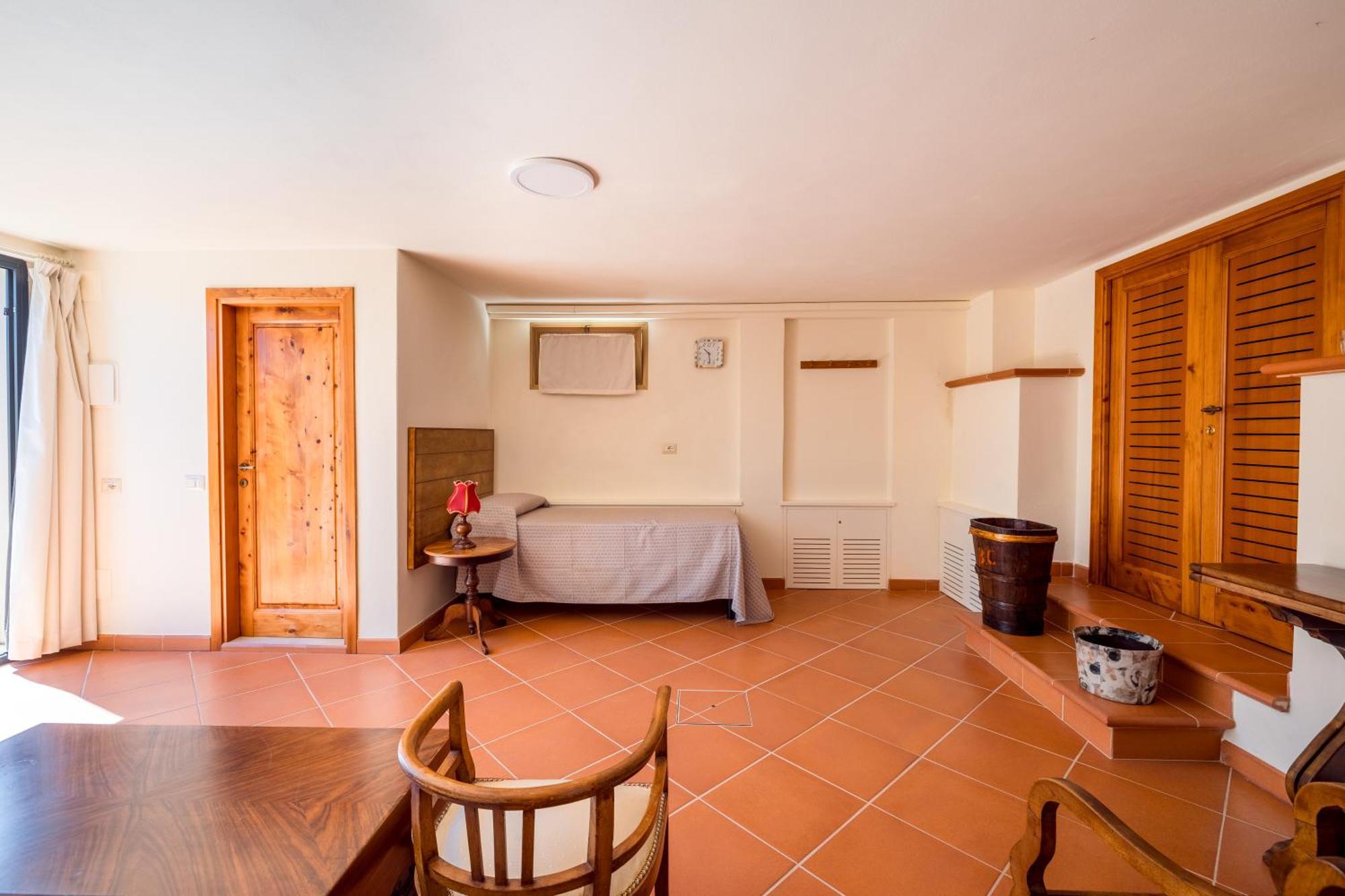La Catena Apartment With Pool Ulignano 외부 사진